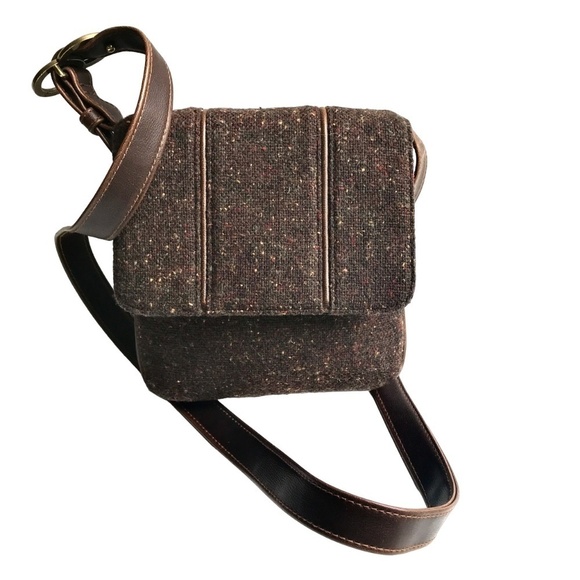 Liz Claiborne Wool & Poly Small Crossbody Bag w/  Compartments - Picture 1 of 16